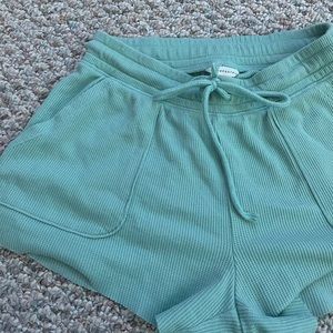 COPY - NWOT Aero shorts